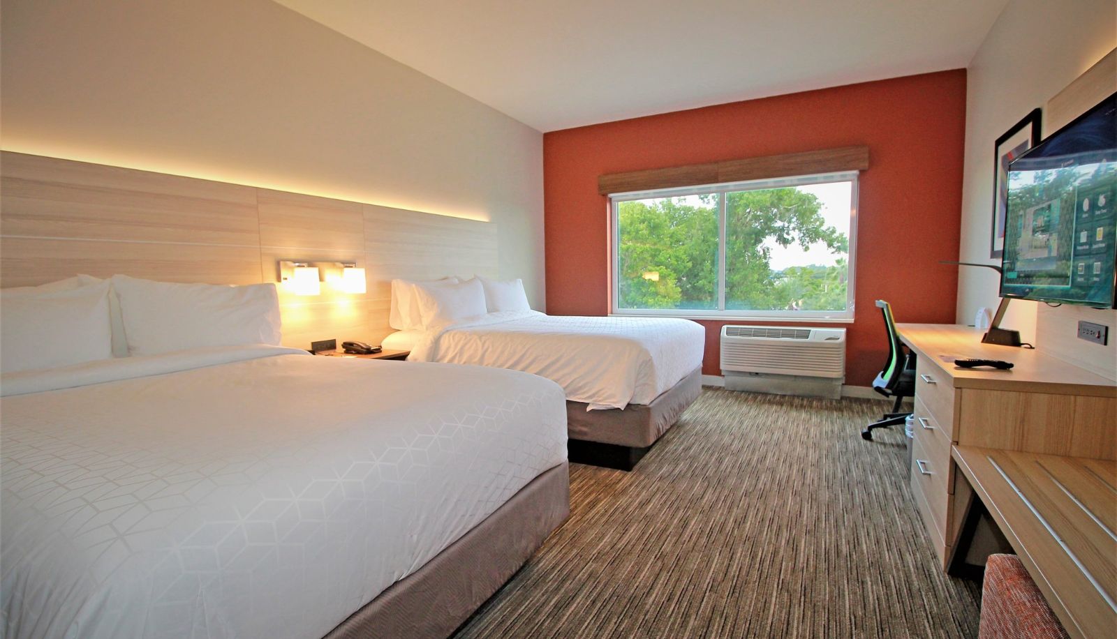 Camera - Holiday Inn Express & Suites OCALA by IHG