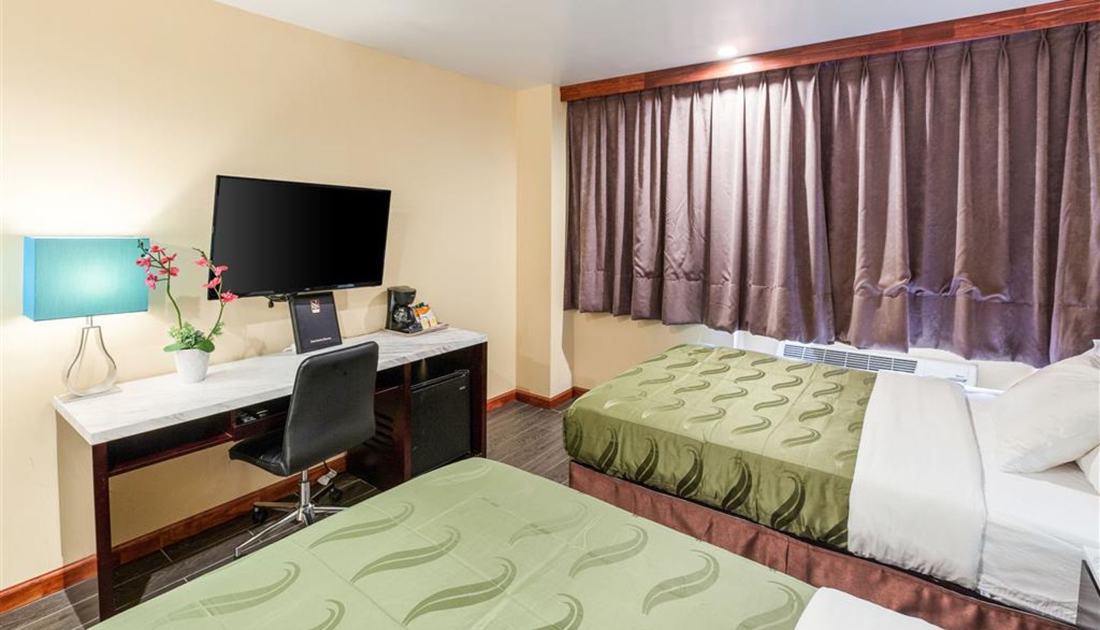 Camera - Quality Inn near Sunset Park