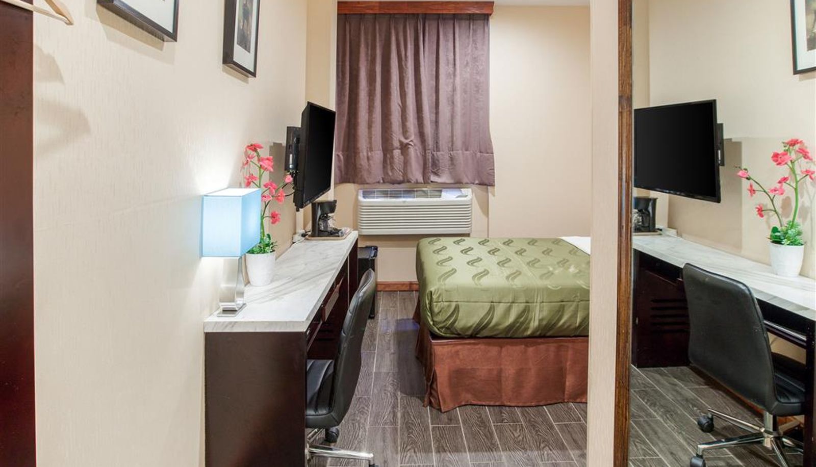 Camera - Quality Inn near Sunset Park