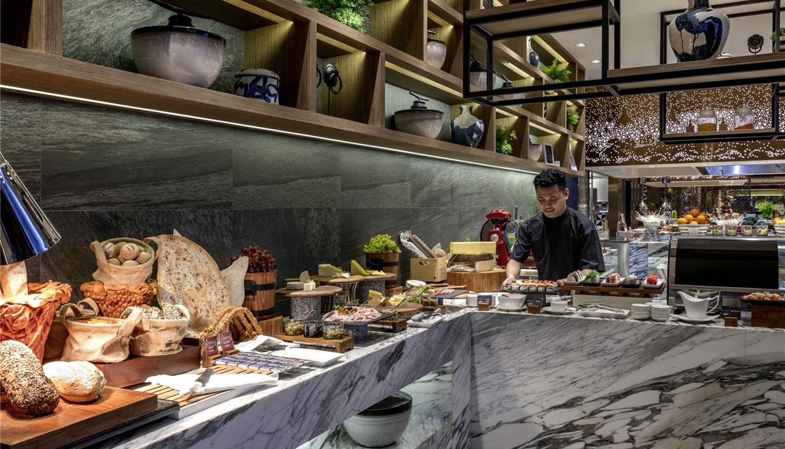 Restaurant - Pullman Yangon Centrepoint