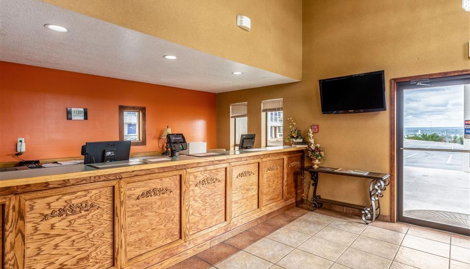 Hall - Rodeway Inn Santa Rosa