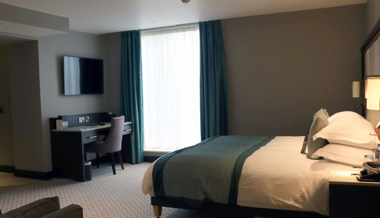 Room - Hastings Grand Central Hotel