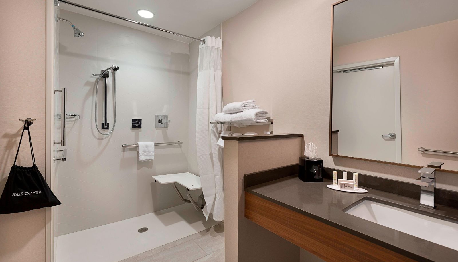 Room - Fairfield Inn and Suites by Marriott Shelby