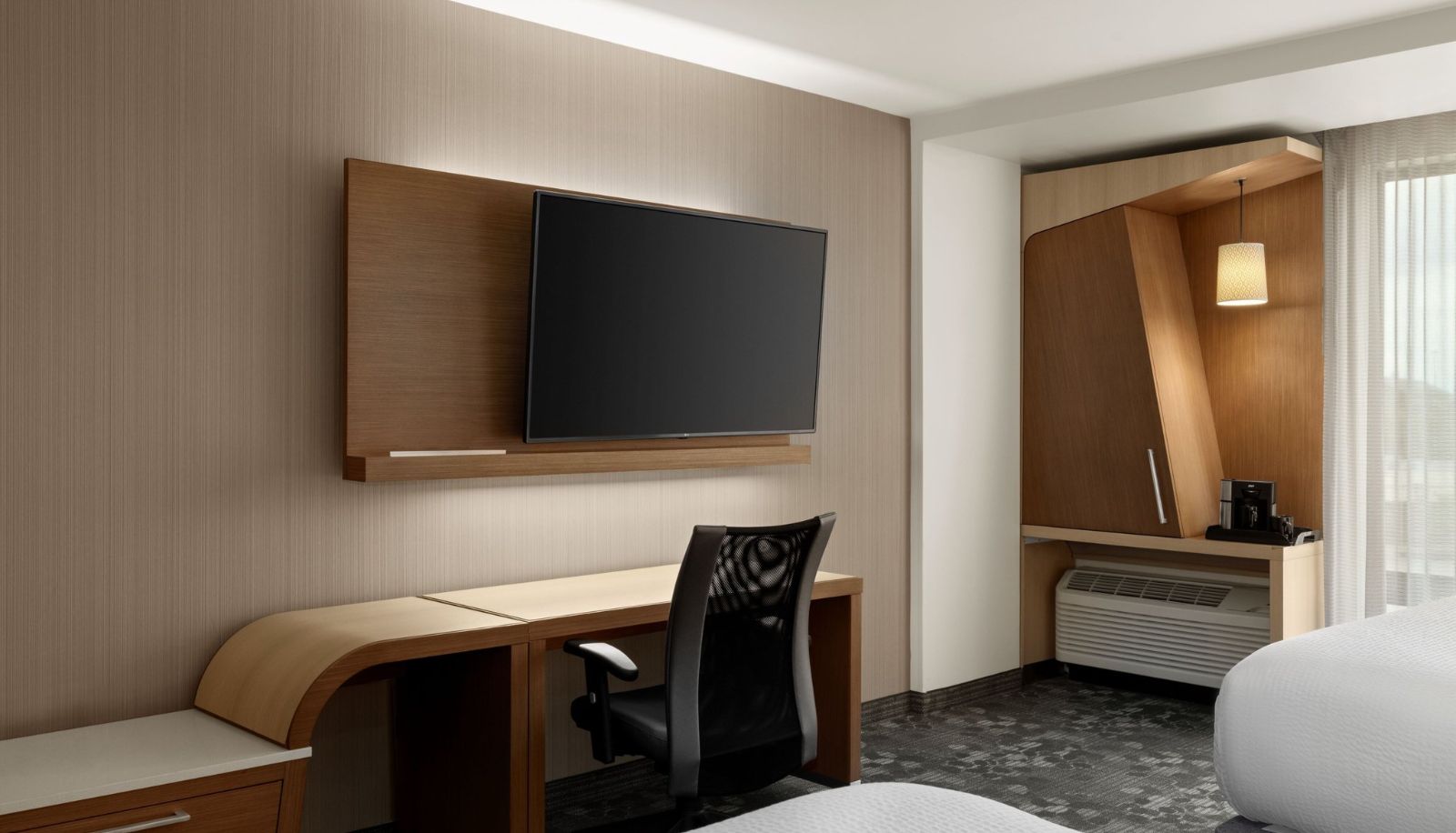 Zimmer - Courtyard by Marriott Omaha East-Council Bluffs IA