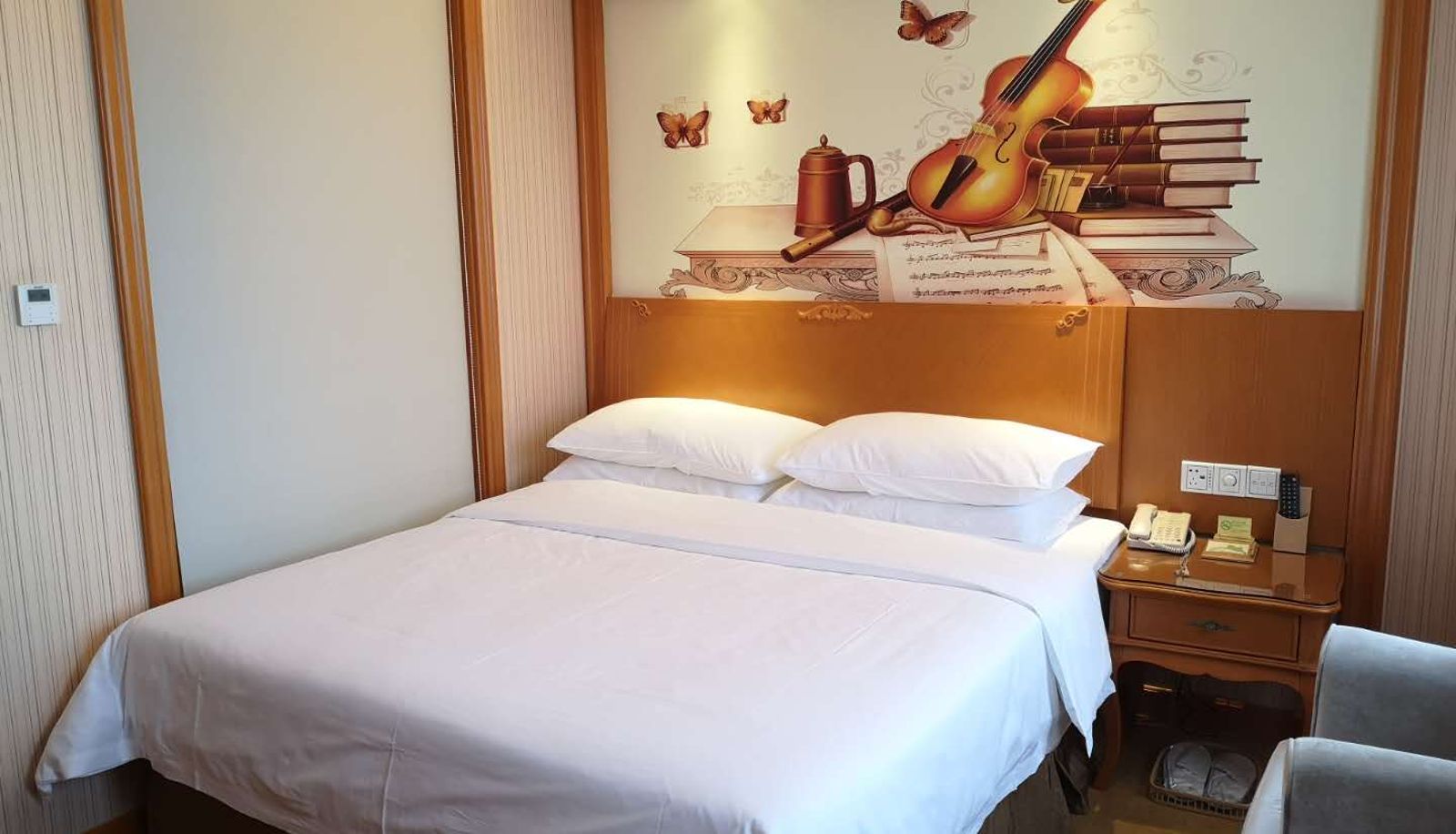 Chambre - Vienna International Hotel Hangzhou Songcheng Zhua Hangzhou Tangtang American Academy store(Domesti cOnly)