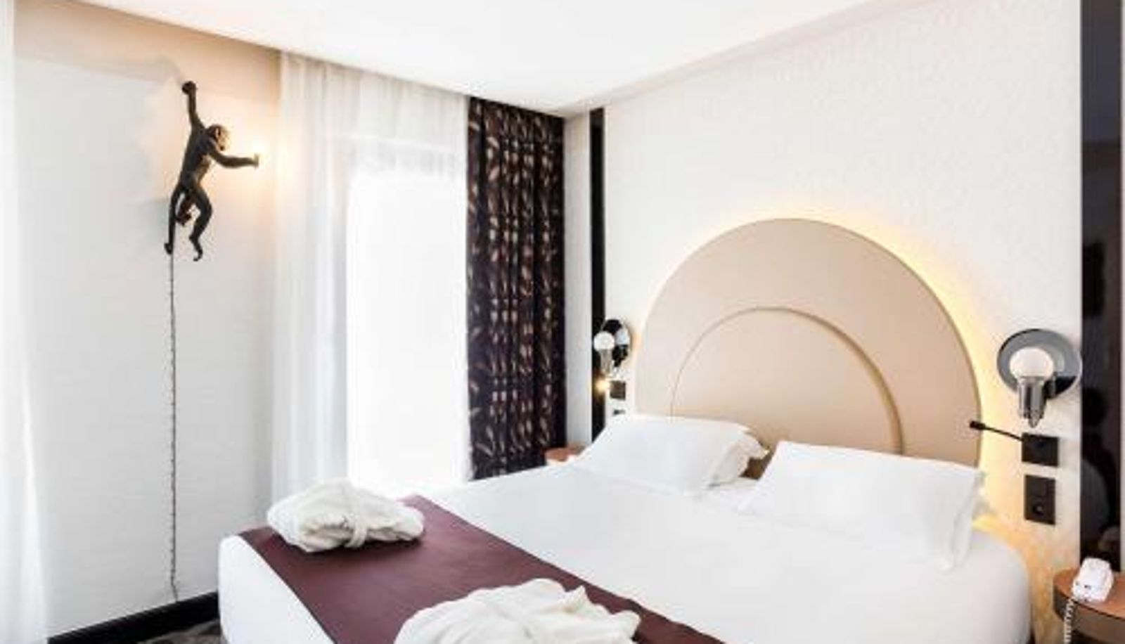 Info - Hôtel Cannes Centre Univers