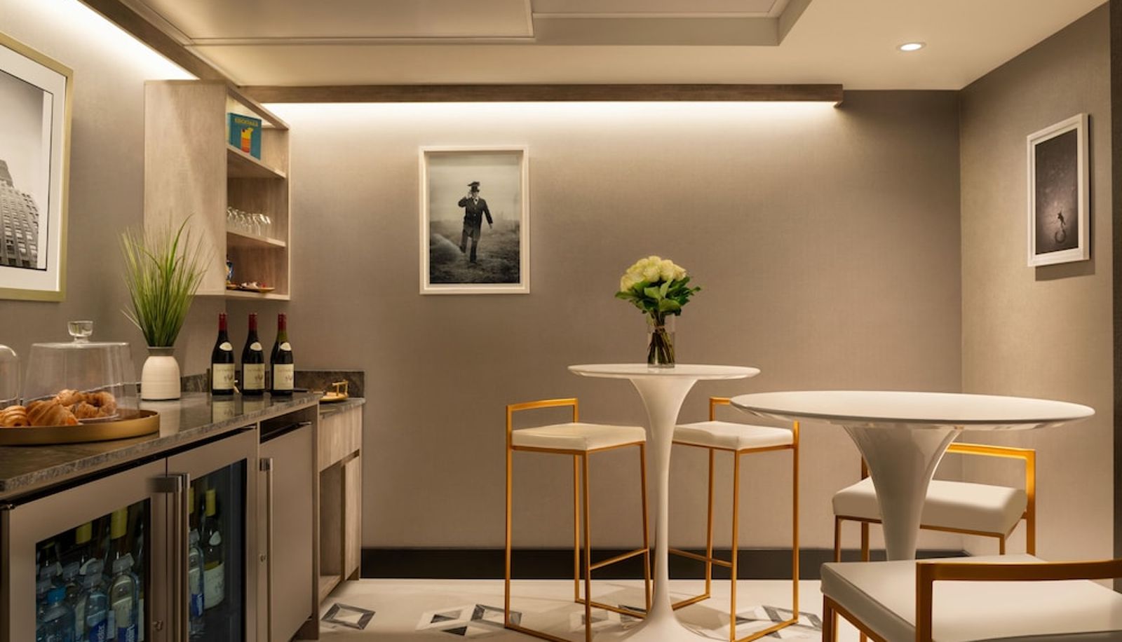 Sala - EXchange Hotel Vancouver
