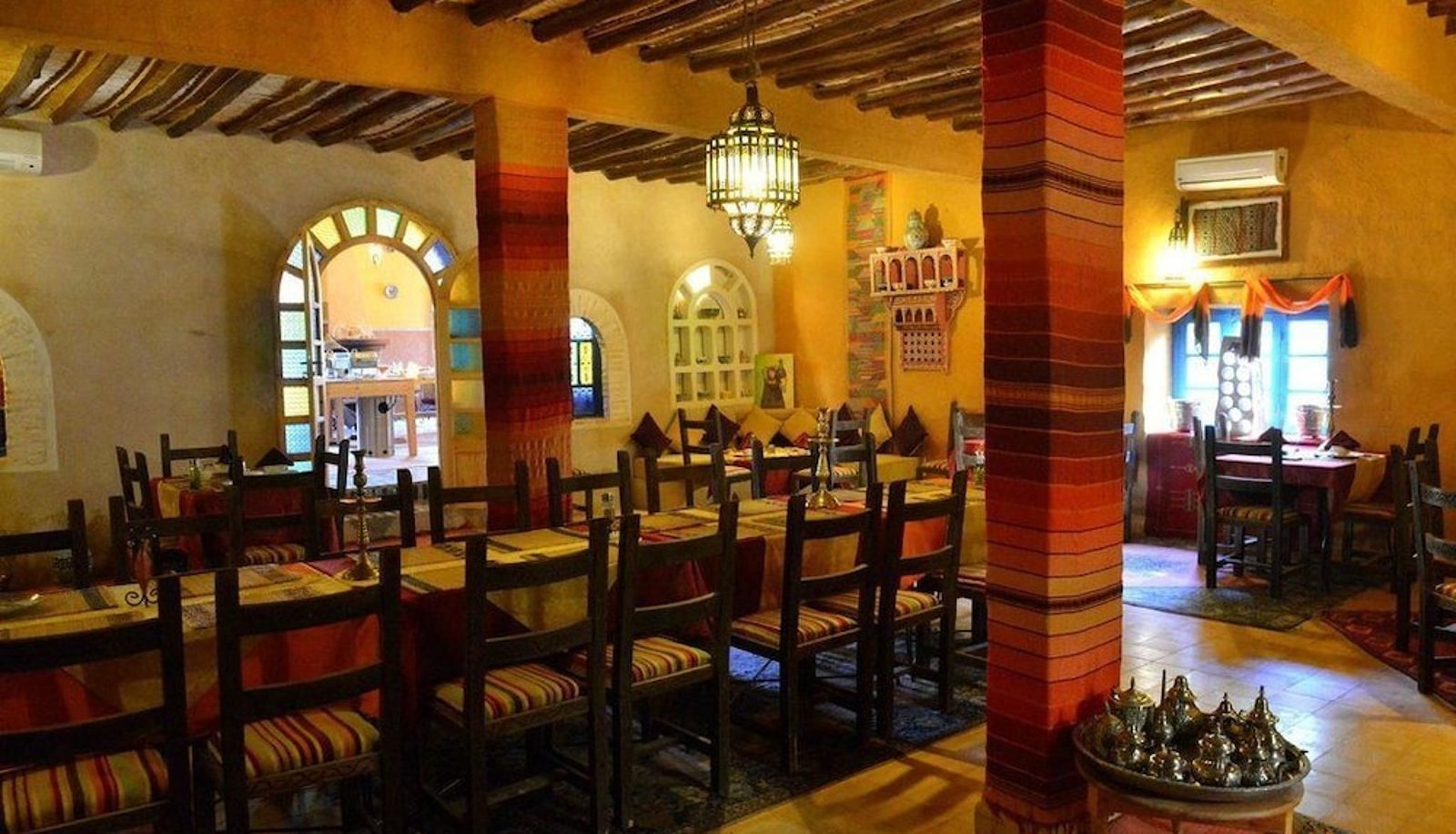 Restaurant - Kasbah Mohayut