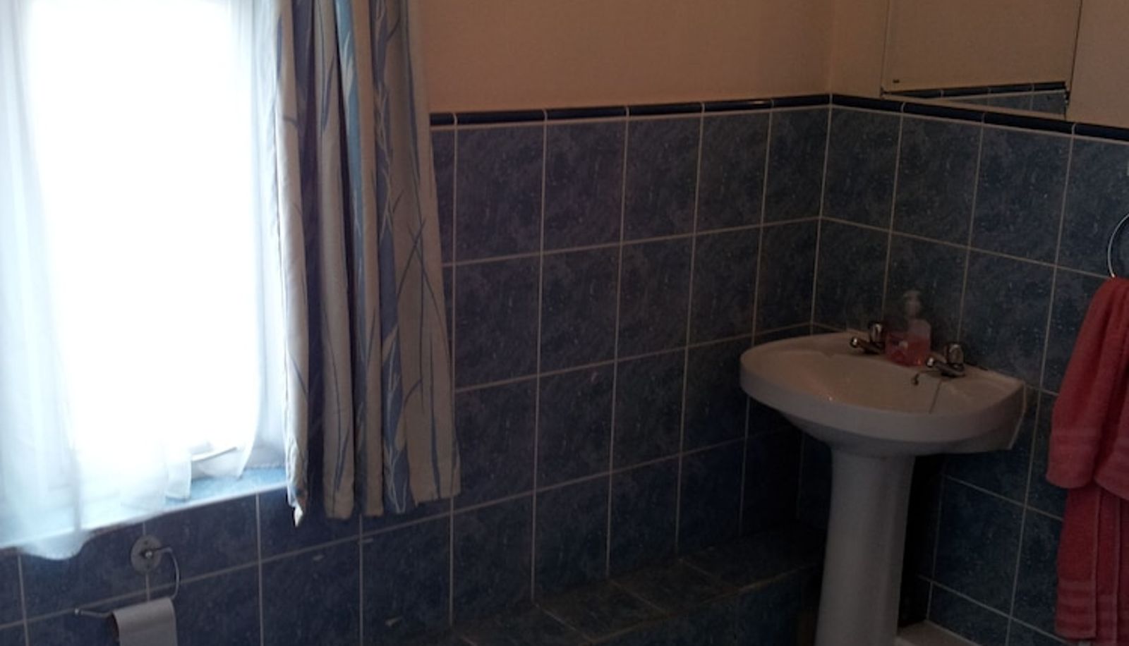 Info - The Knowsley B&B