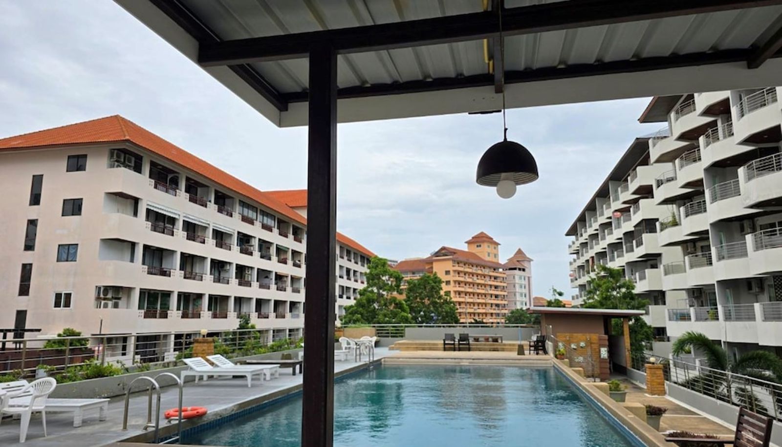 Piscina - Jomtien Plaza Residence