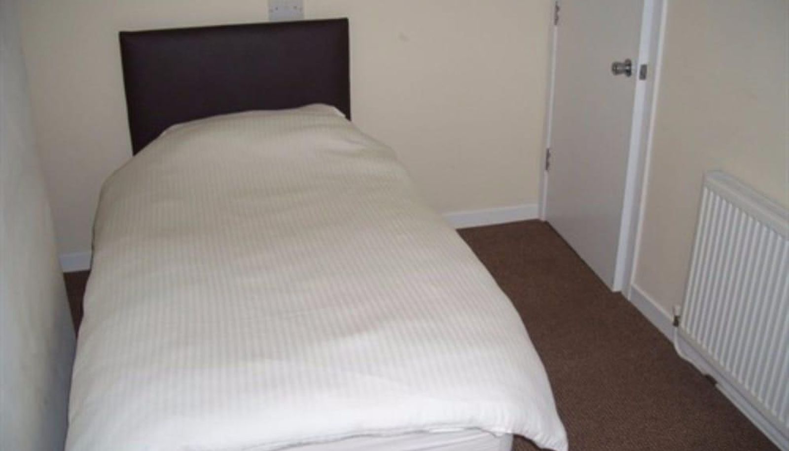 Camera standard - Wheldale Hotel