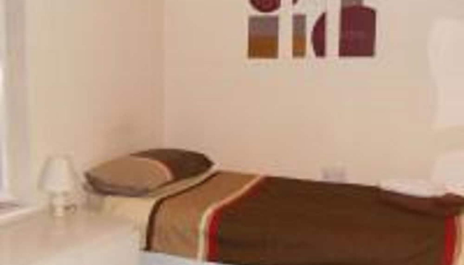Budget room (single) - OYO Main Top Hotel