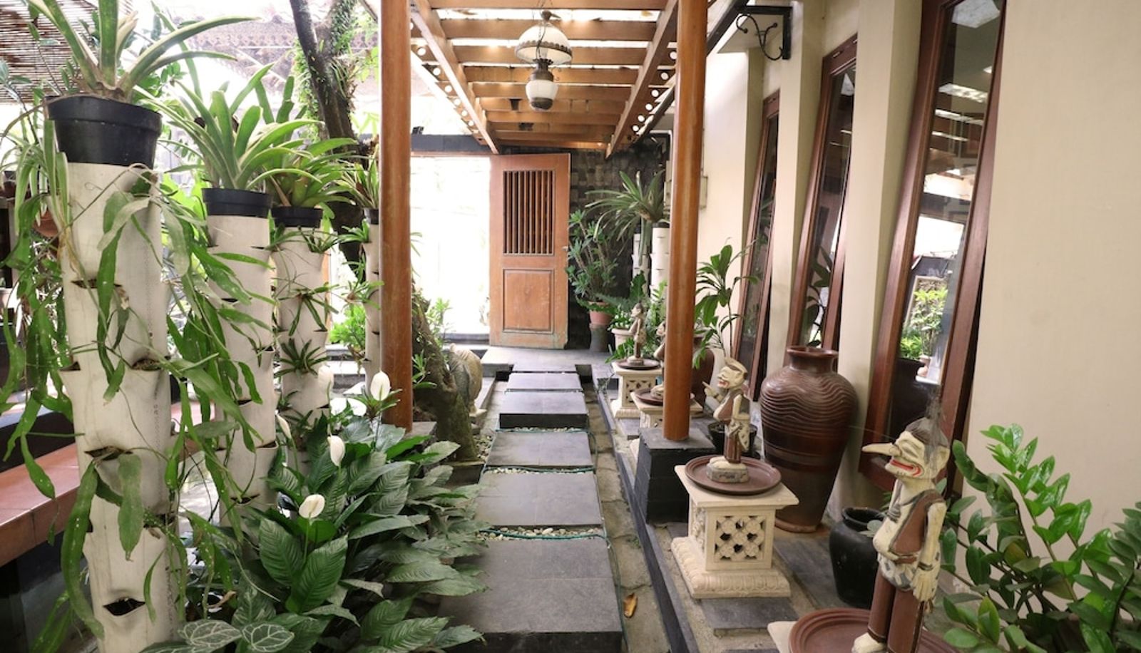 Terras - Adya Nalendra Boutique Hotel