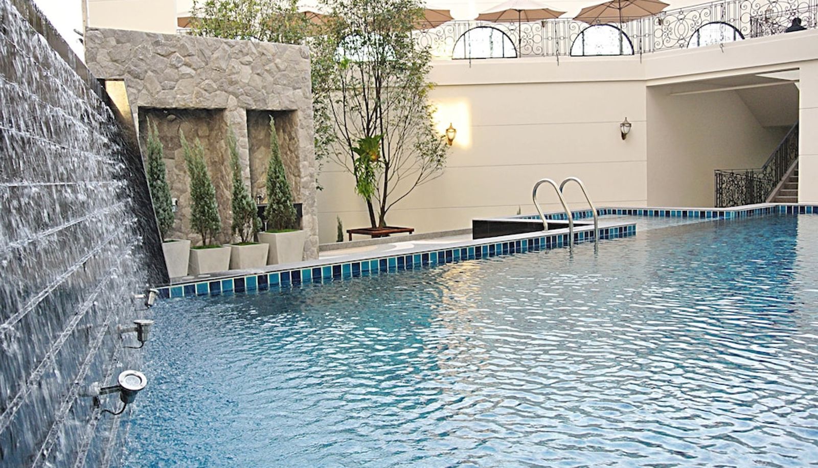 Piscine - SN Plus Hotel - SHA Plus