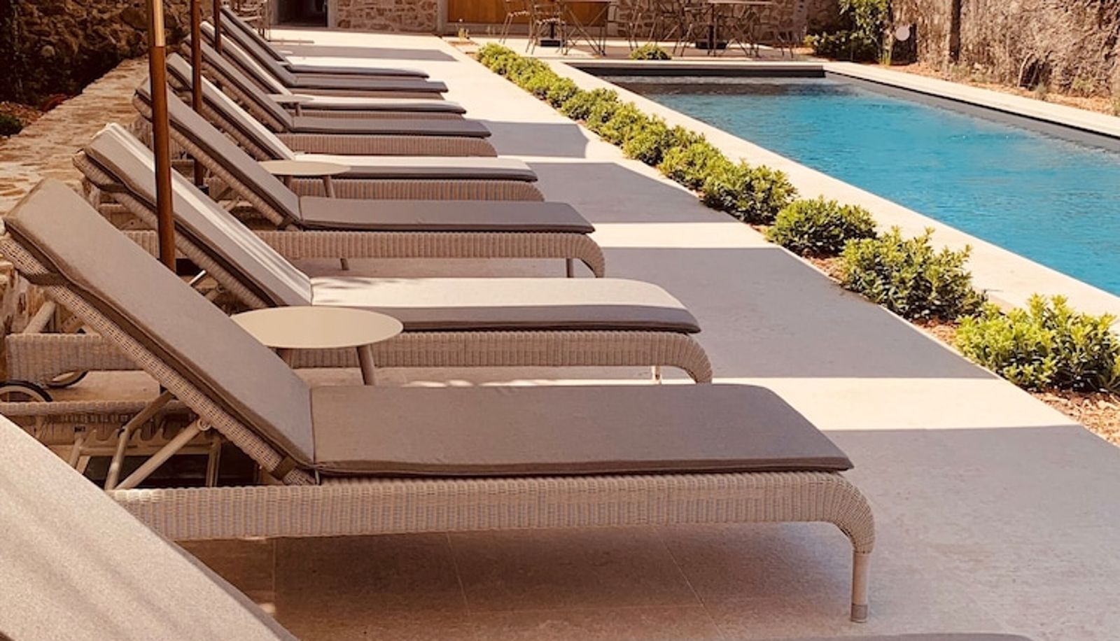 Piscine - Hotel de la Villeon