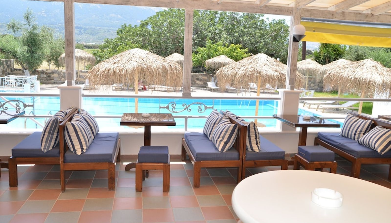 Pool - Blue Nest