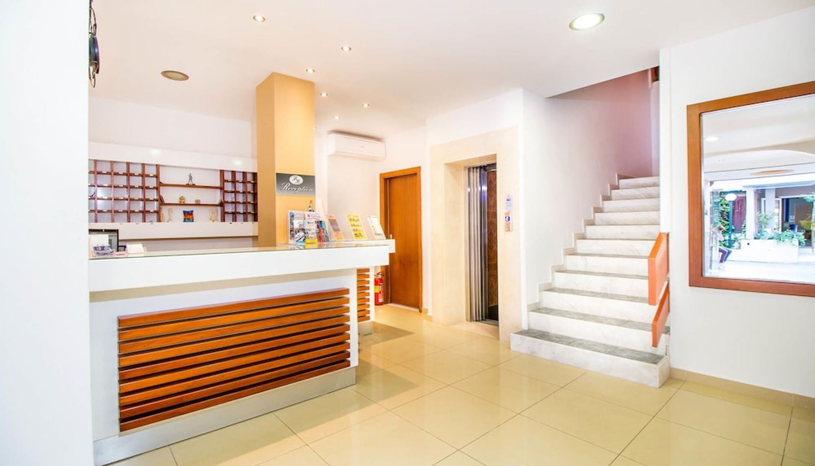 Reception - Filmar Hotel