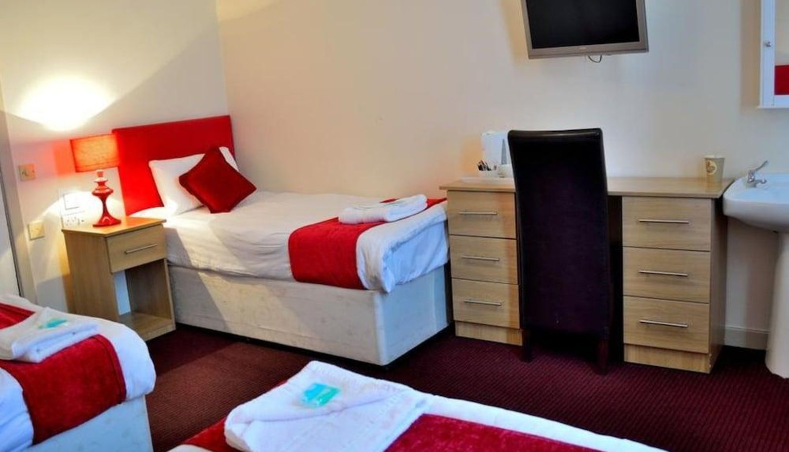 Budget room (single) - Hotel Express Newcastle Gateshead