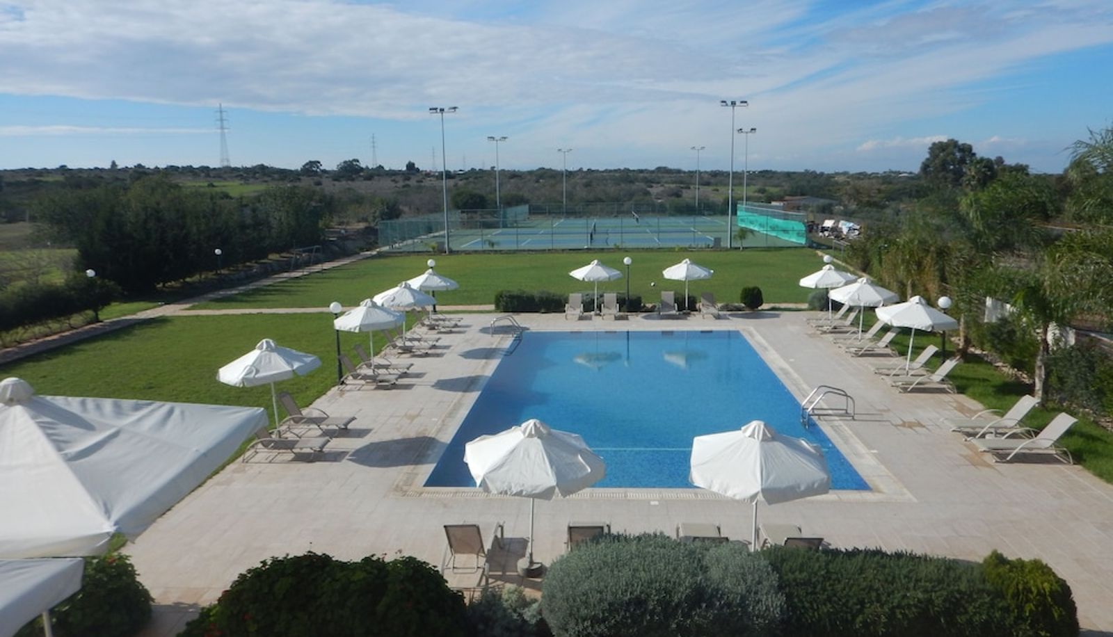 Zwembad - Protaras Tennis and Country Club