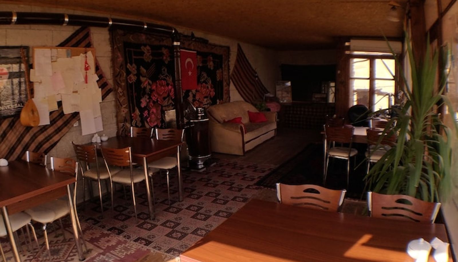 Hall - Falcon Cave Suites