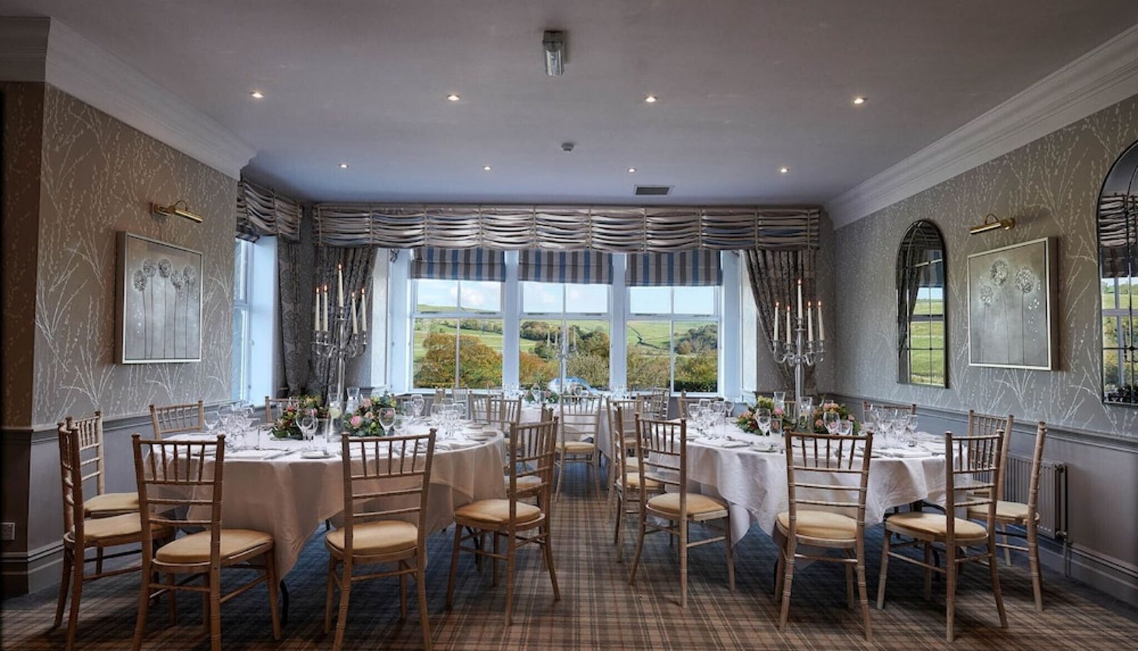 Sala na spotkanie - The Fell Hotel