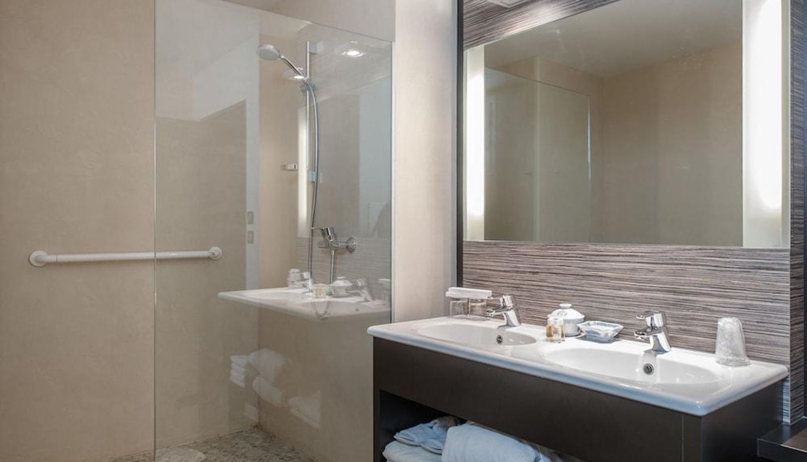 Standard room - Le Sénéchal