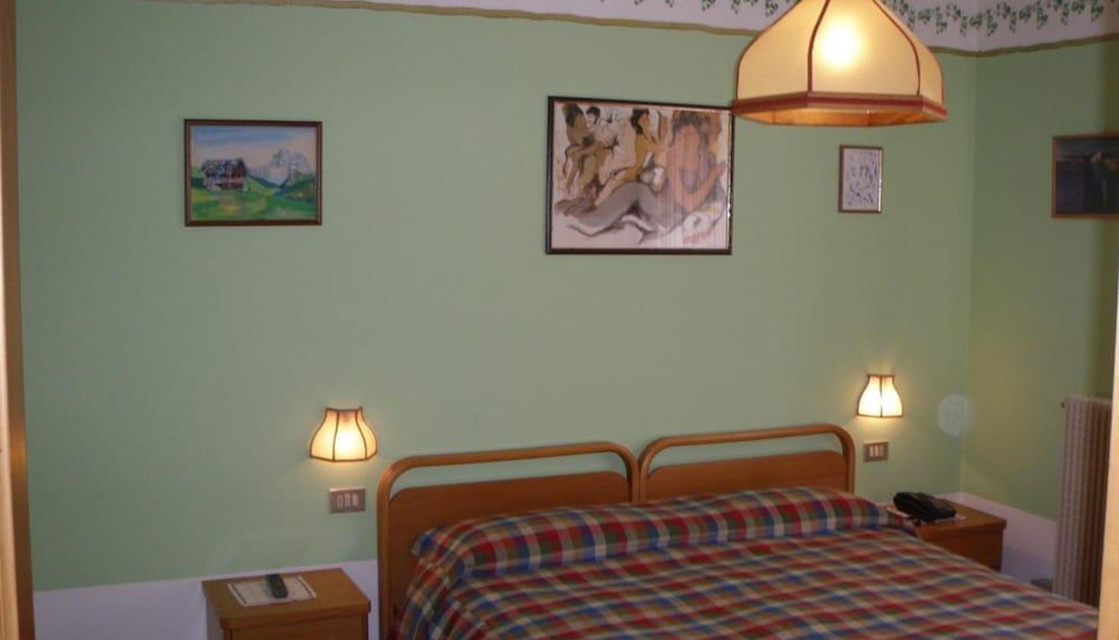 Standard room - Albergo Ombrettola