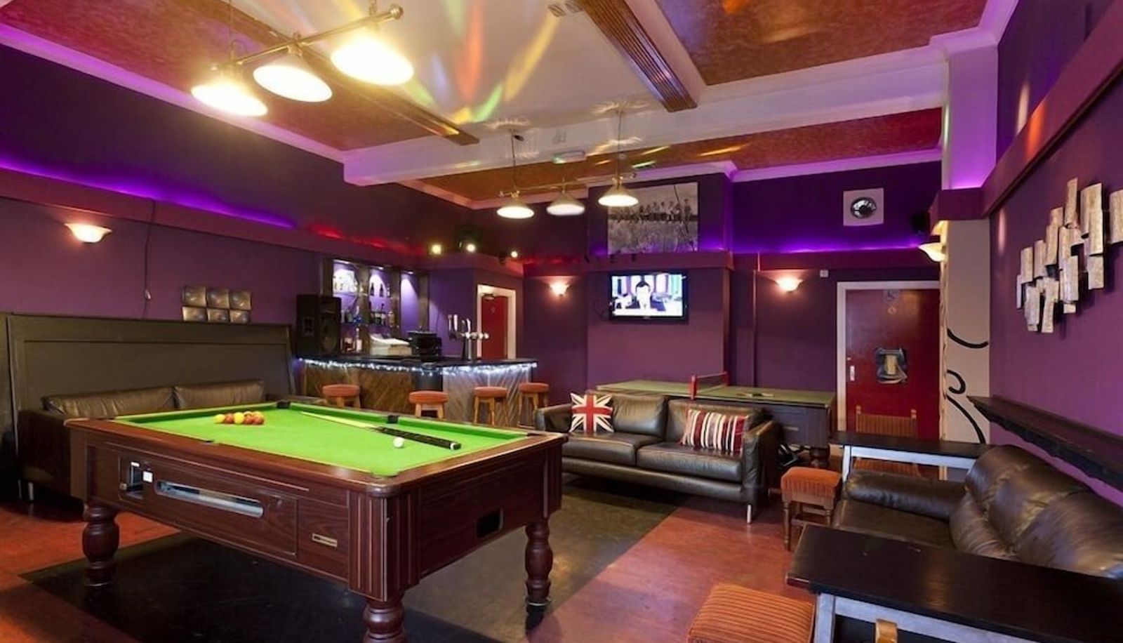 Hall - Emporium City Centre Self Catering