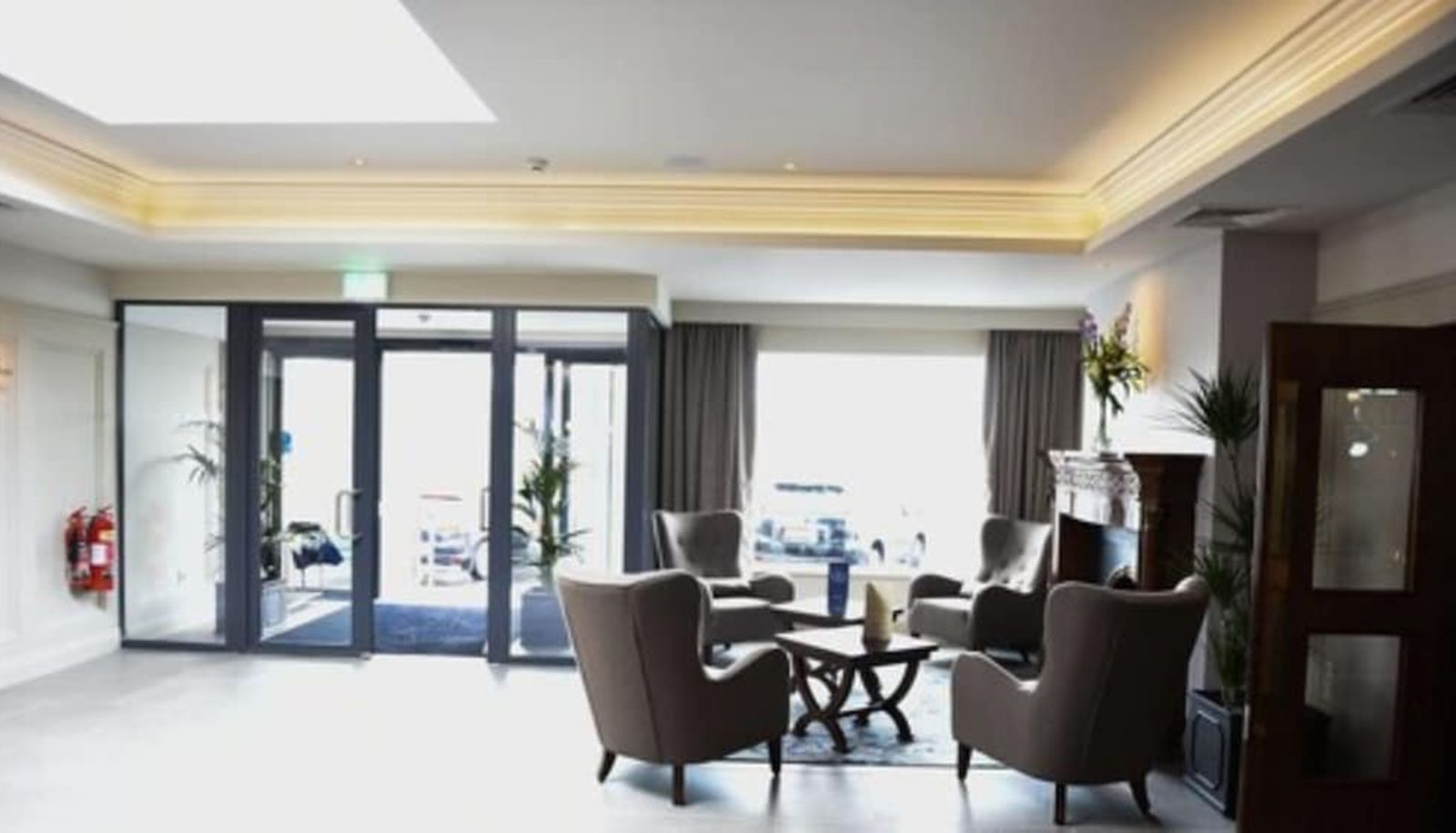 Lobby - Waterfront Hotel Dungloe