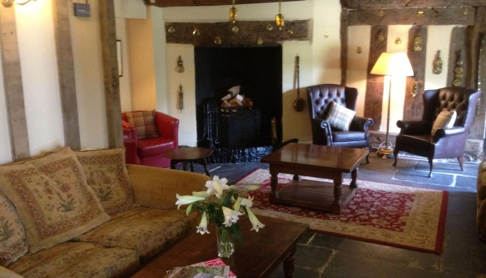 Hall - The Brigands Inn