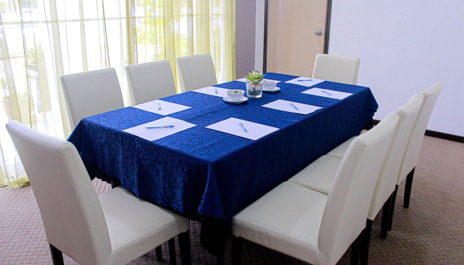 Meetingzimmer - Desa Queenspark Hotel