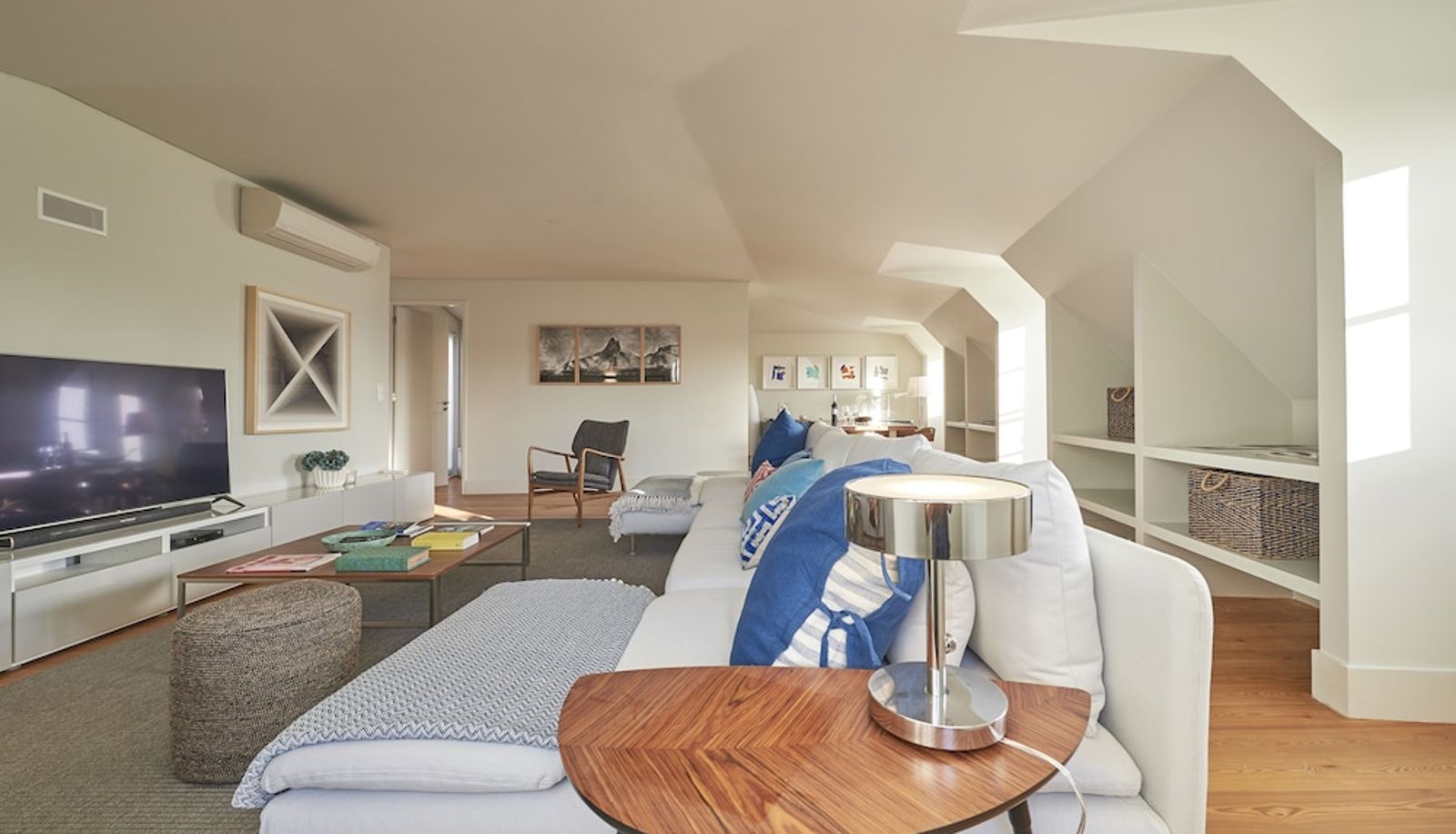 Info - Lisbon Five Stars Apartments - Bica 246