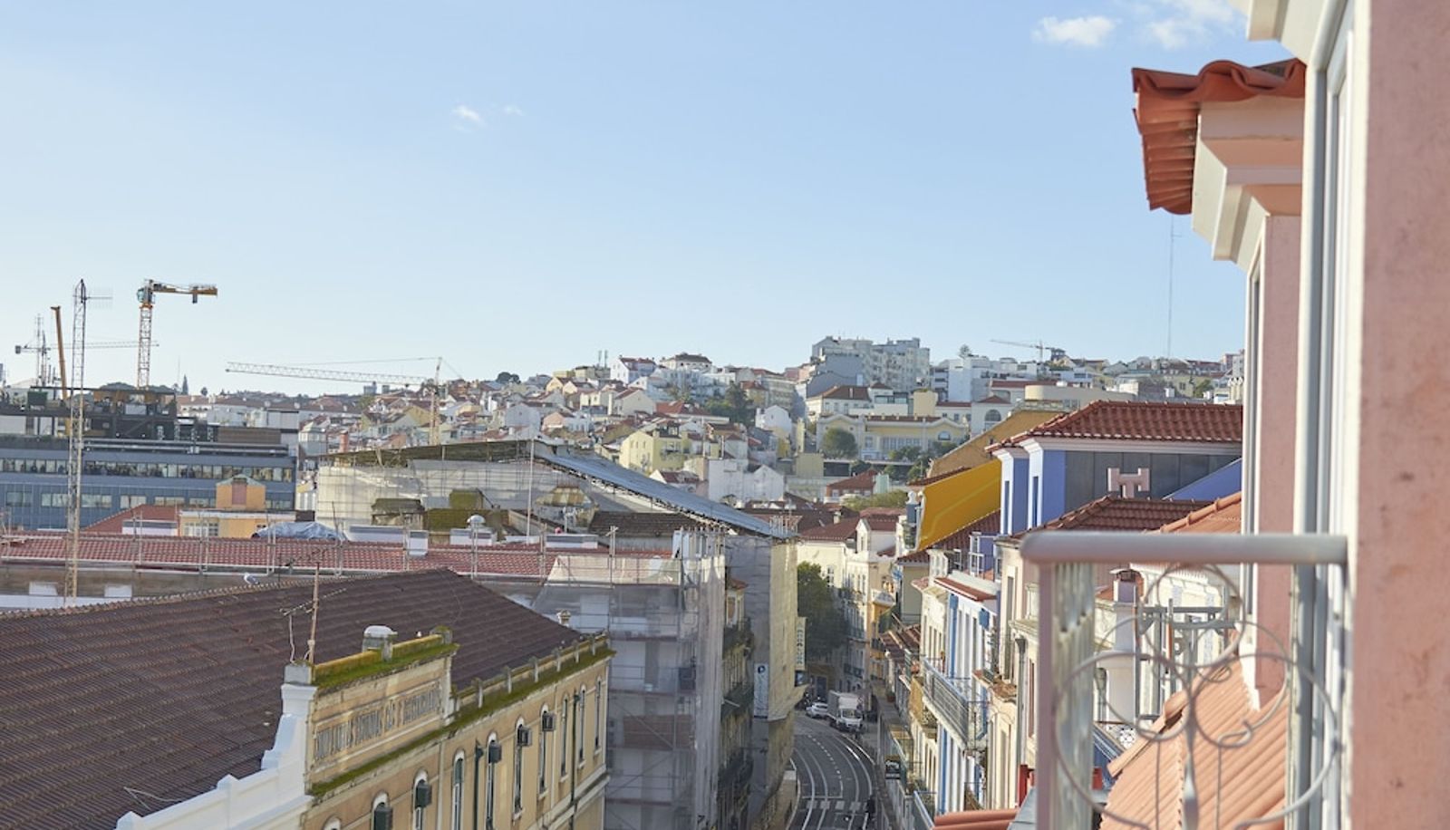 Info - Lisbon Five Stars Apartments - Bica 246