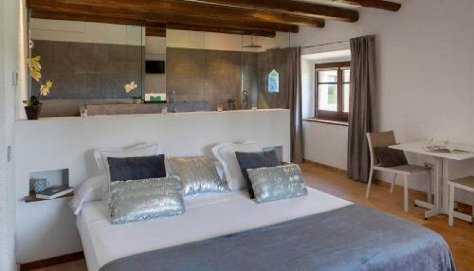Suite - Somnis de l´Empordà