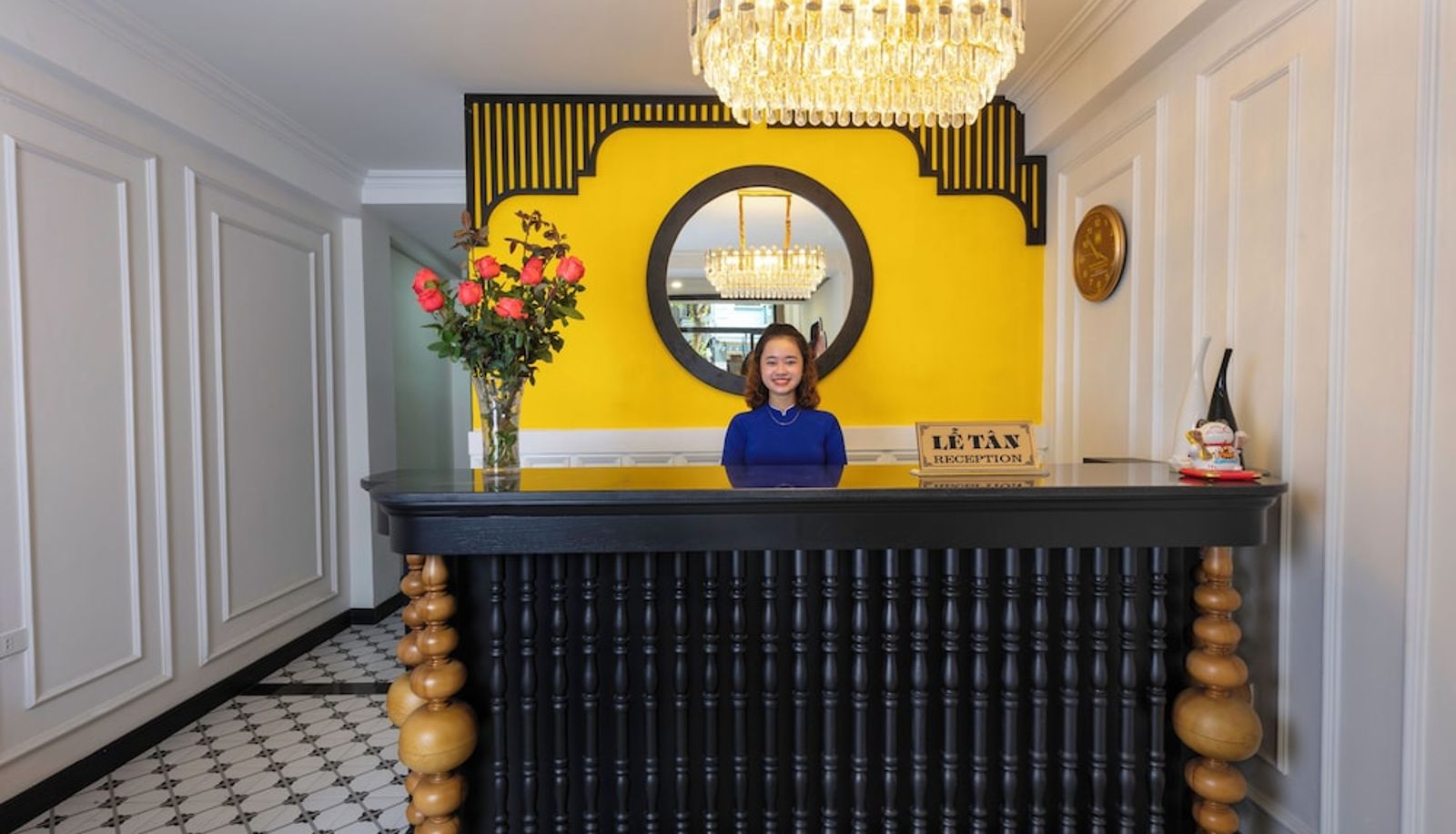 Recepción - Queen Light Hotel