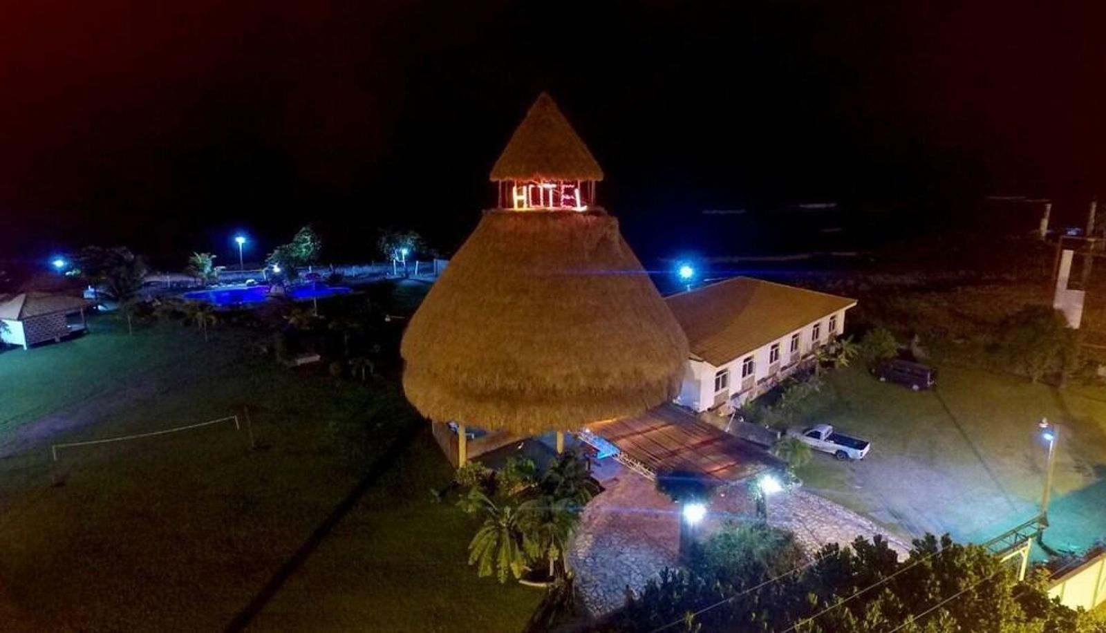 Hotel outdoor area - Hotel La Casa de Nery