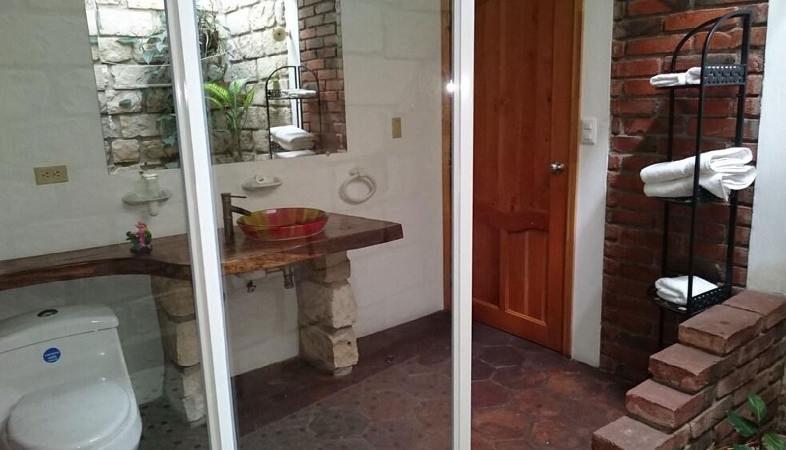 Hotel outdoor area - Hotel La Casa de Nery
