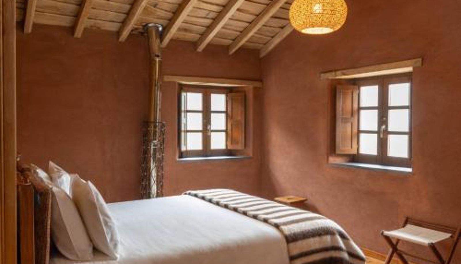 Zimmer - Cerdeira - Home for Creativity