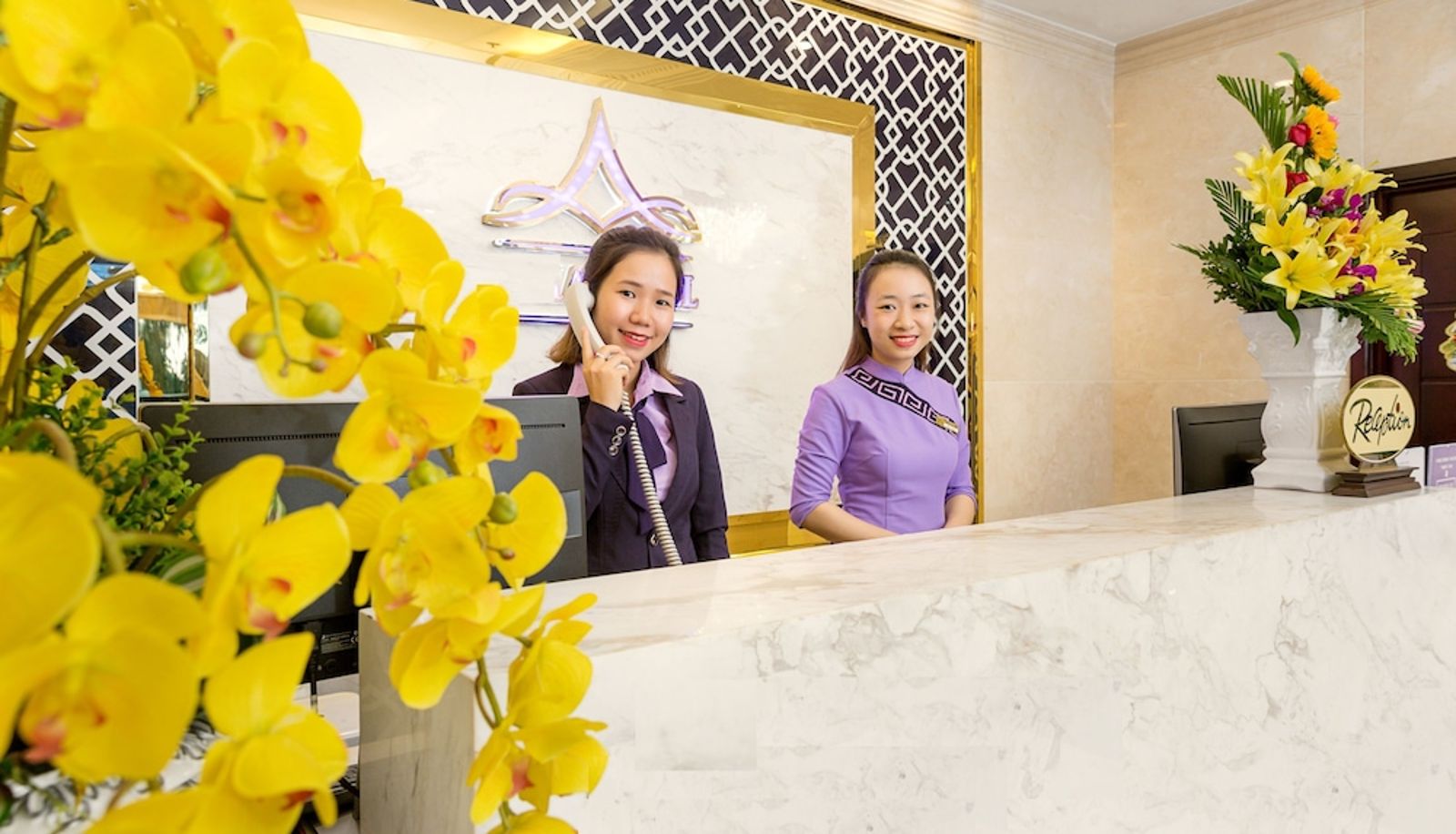 Reception - Alani Sea View Hotel