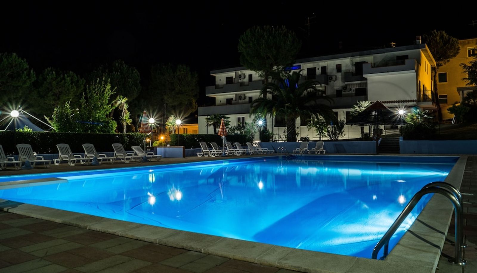 Pool - Pineto Resort