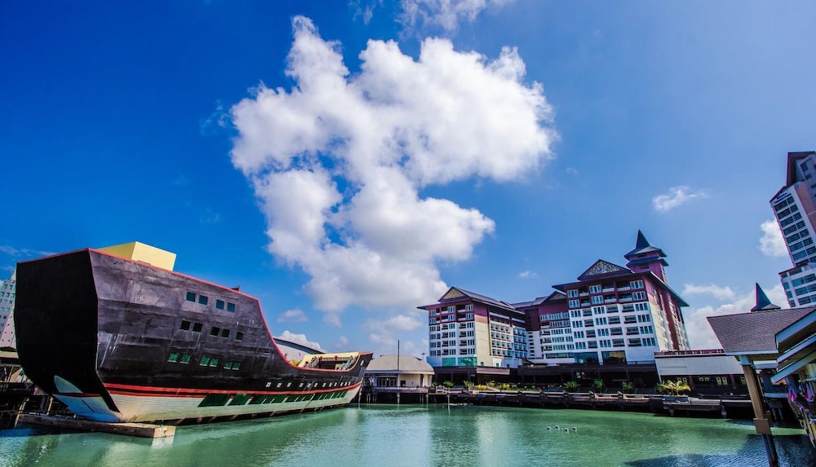 Zwembad - Mudzaffar Hotel Melaka