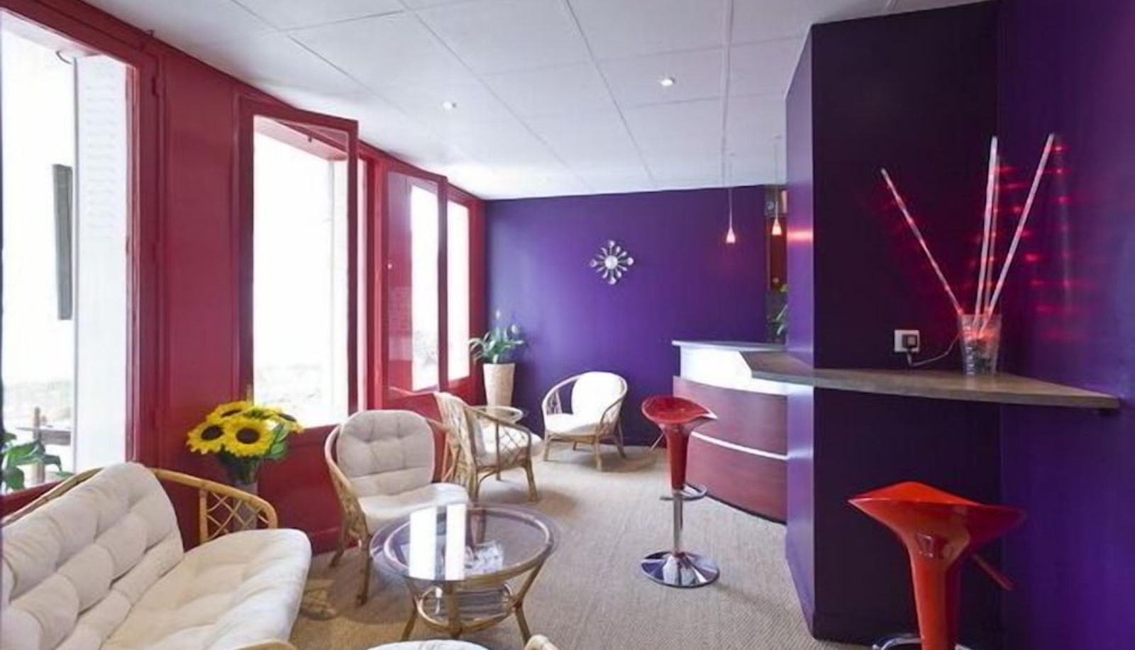 Salón - Hôtel du 6 Juin