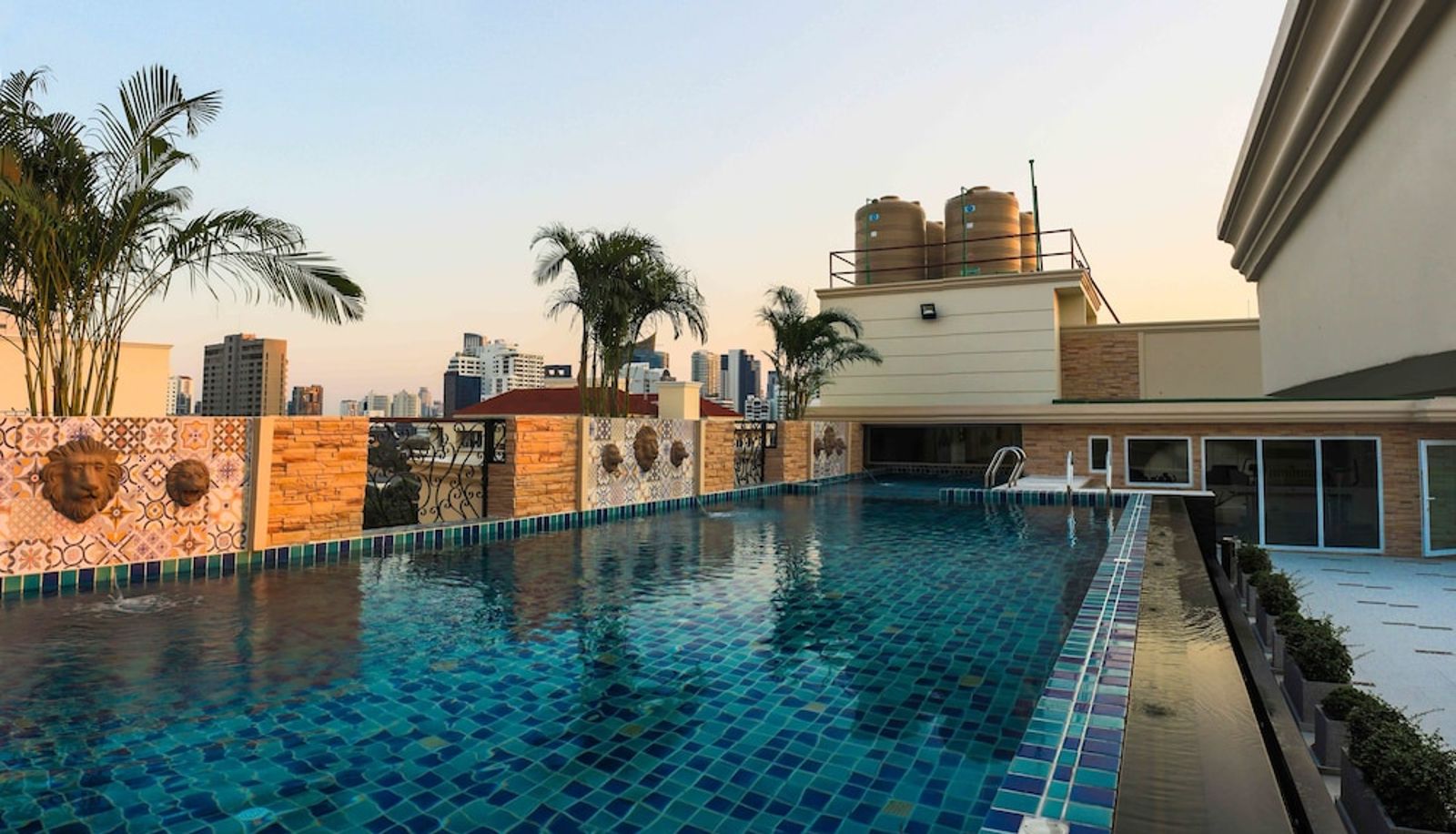 Pool - Aspira Hana Executive Suites Thonglor