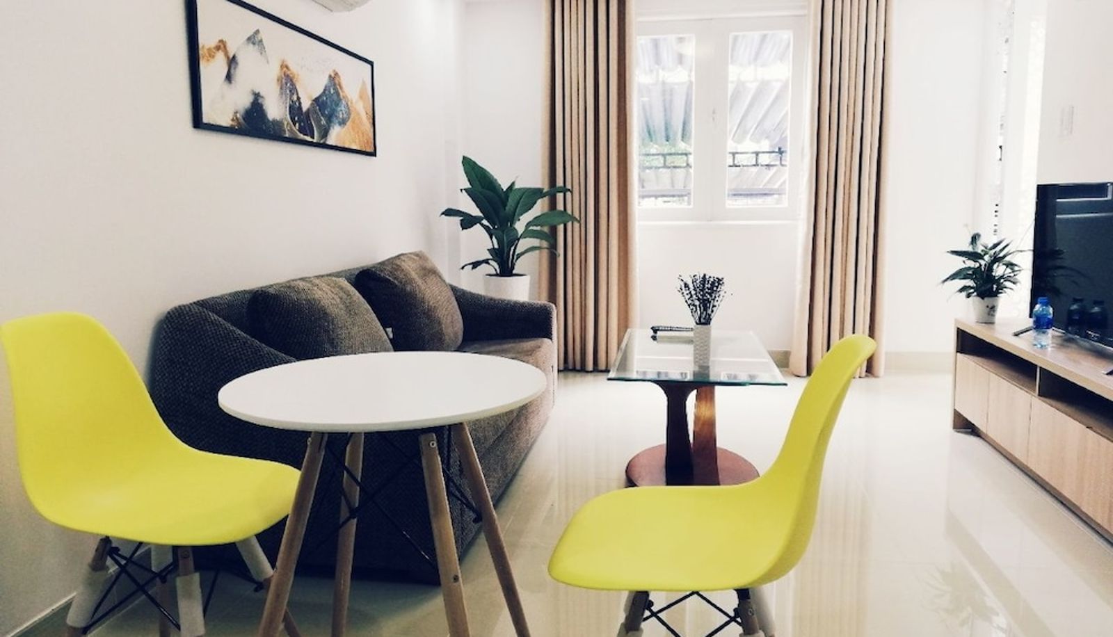 Restaurant - Van Dat Apartment