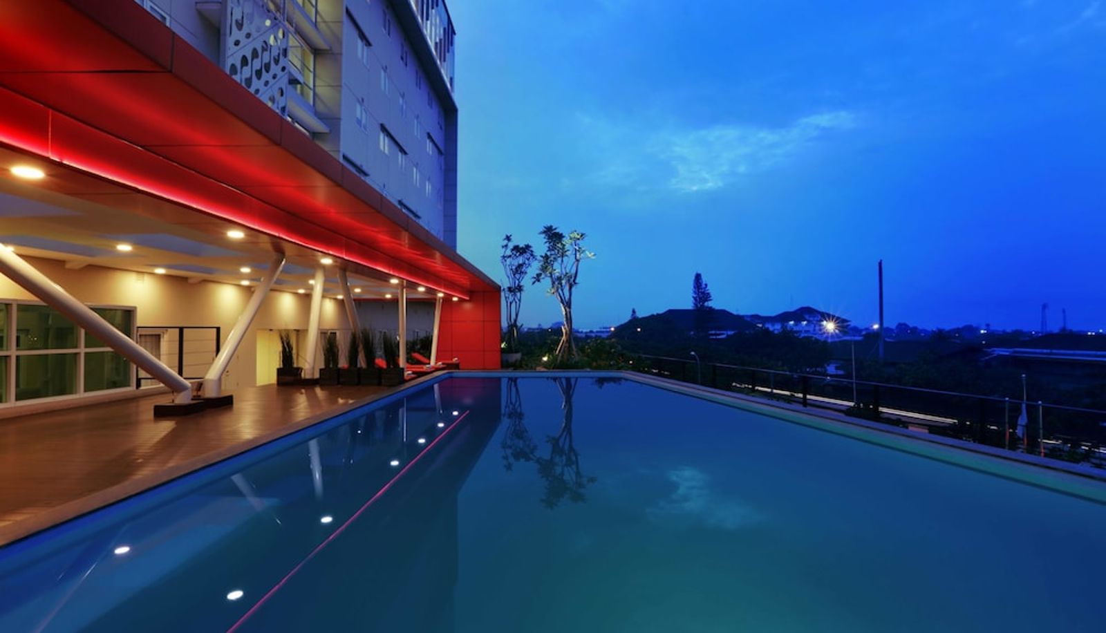 Pool - Grand Cordela Hotel Bandung