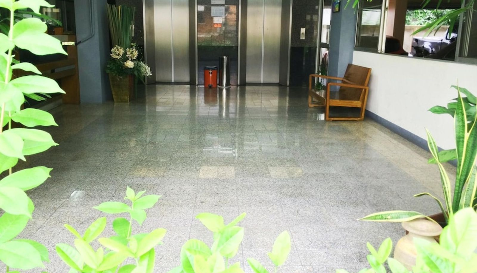 Lobby - Grand Living Place