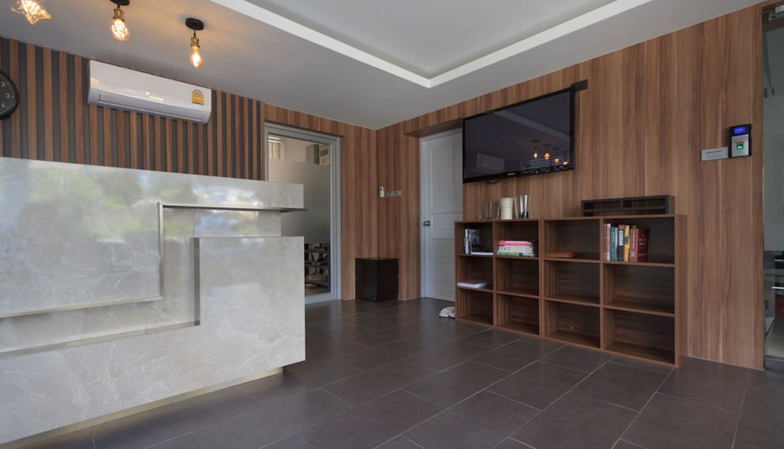 Hall - Q Space Residence