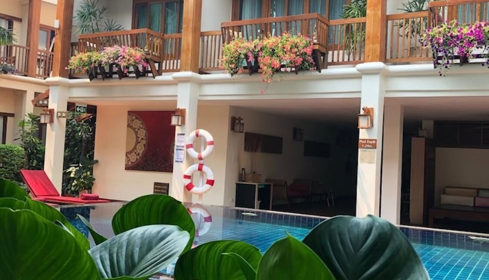 Piscina - Vieng Mantra
