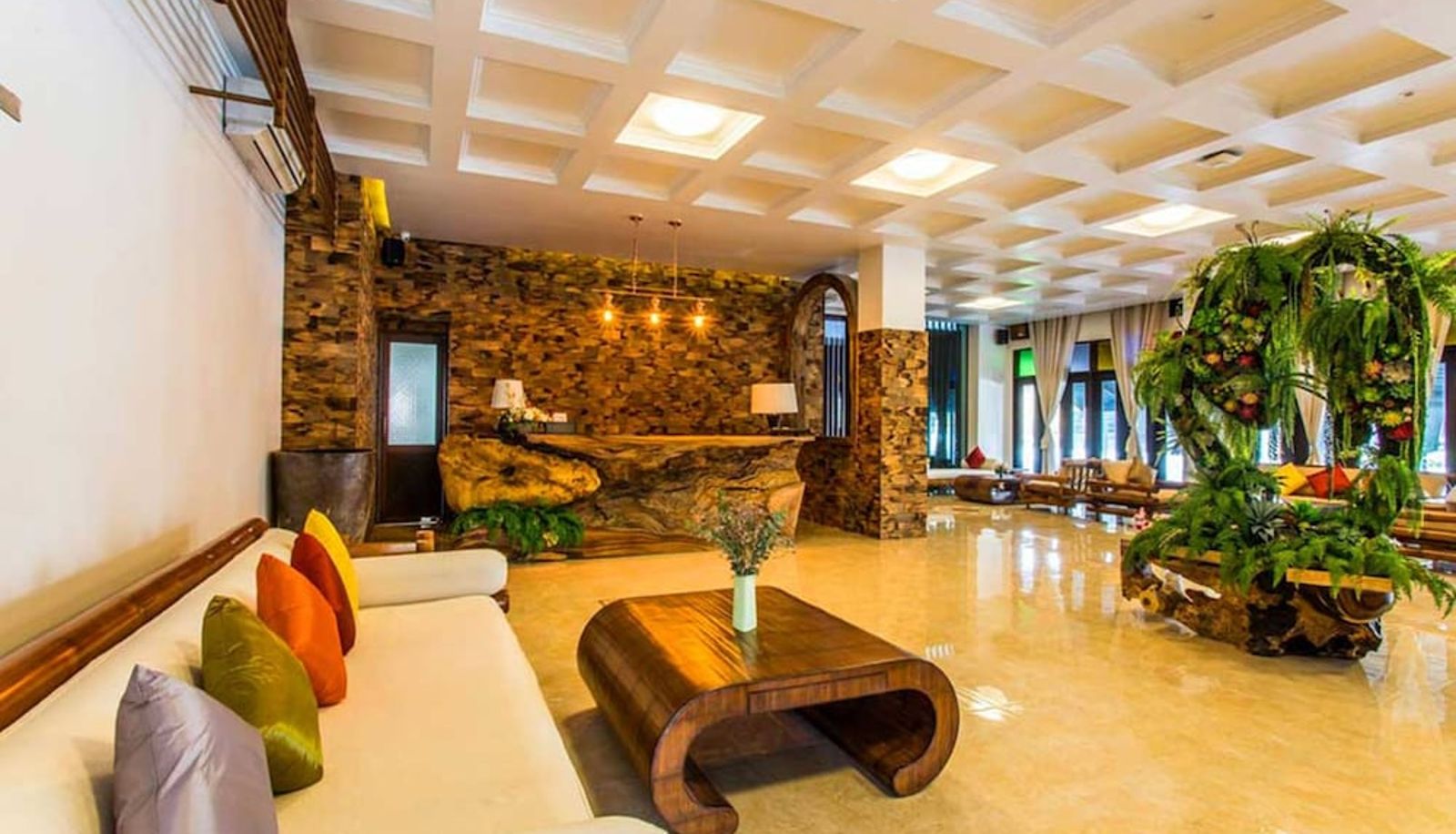 Hall - NightBazaar Inn Hotel
