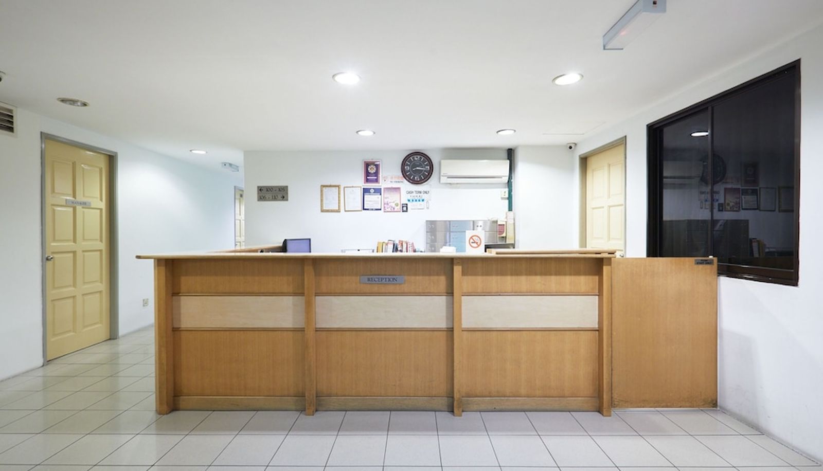 Recepcja - Merdeka PNB 118 Tower  Petaling Street Tang City Hotel